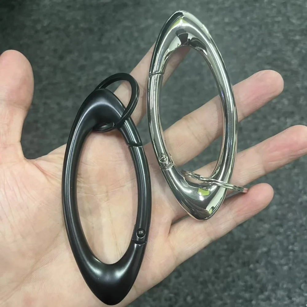 Y2K Punk Star Oval Essential Icon Carabiner Keychain Axe Shaped Mountaineering Car Key Ring Gothic Backpack Decor Korean Fashion