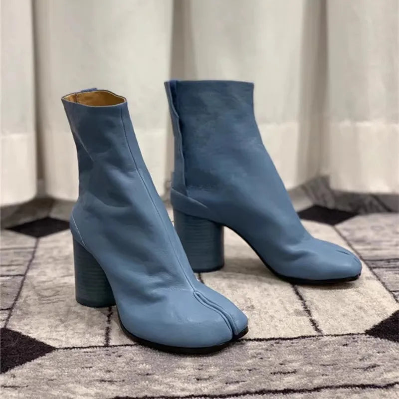 2026 Autumn Winter Soft Leather Split toe Tabi Women Ankle Boots Fashion Thick High heels Chunky Shoes Ins Style Short Booties
