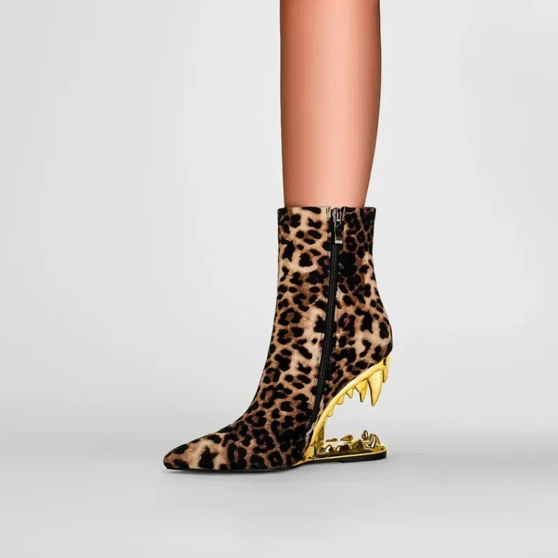 High Quality European and American Designer Runway Shoes 2023 Sexy Shaped High Heels, Fashionable Flame Rhinestone Short Boots