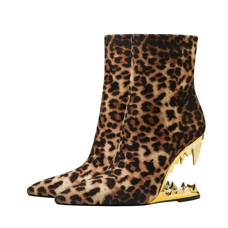 High Quality European and American Designer Runway Shoes 2023 Sexy Shaped High Heels, Fashionable Flame Rhinestone Short Boots
