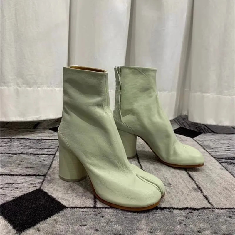 2026 Autumn Winter Soft Leather Split toe Tabi Women Ankle Boots Fashion Thick High heels Chunky Shoes Ins Style Short Booties