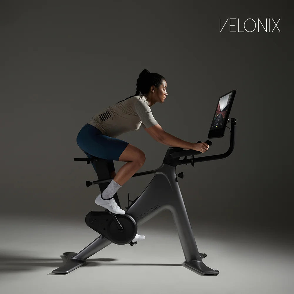 Smart Home Gym Fitness Equipment Indoor Trainer Bike With Magnetic Brake System For Stationary Cycling Spin Workout