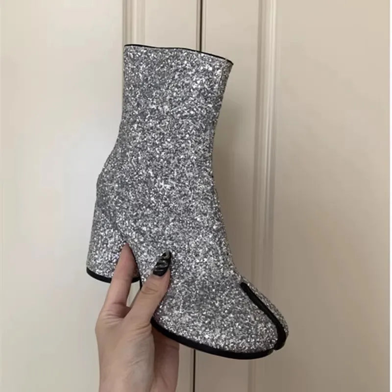 2026 Autumn Winter Soft Leather Split toe Tabi Women Ankle Boots Fashion Thick High heels Chunky Shoes Ins Style Short Booties